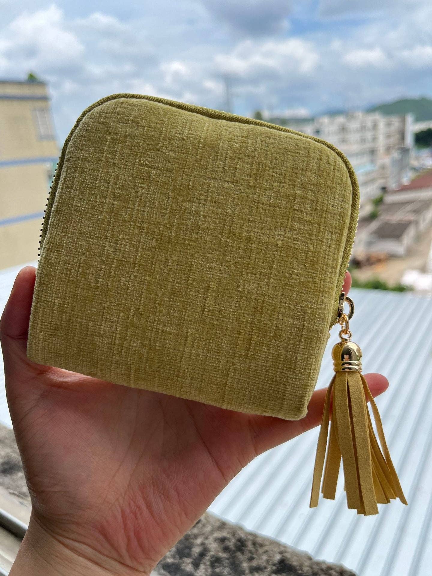 Lemon Yellow Fringe Zipper Jewelry Organizer