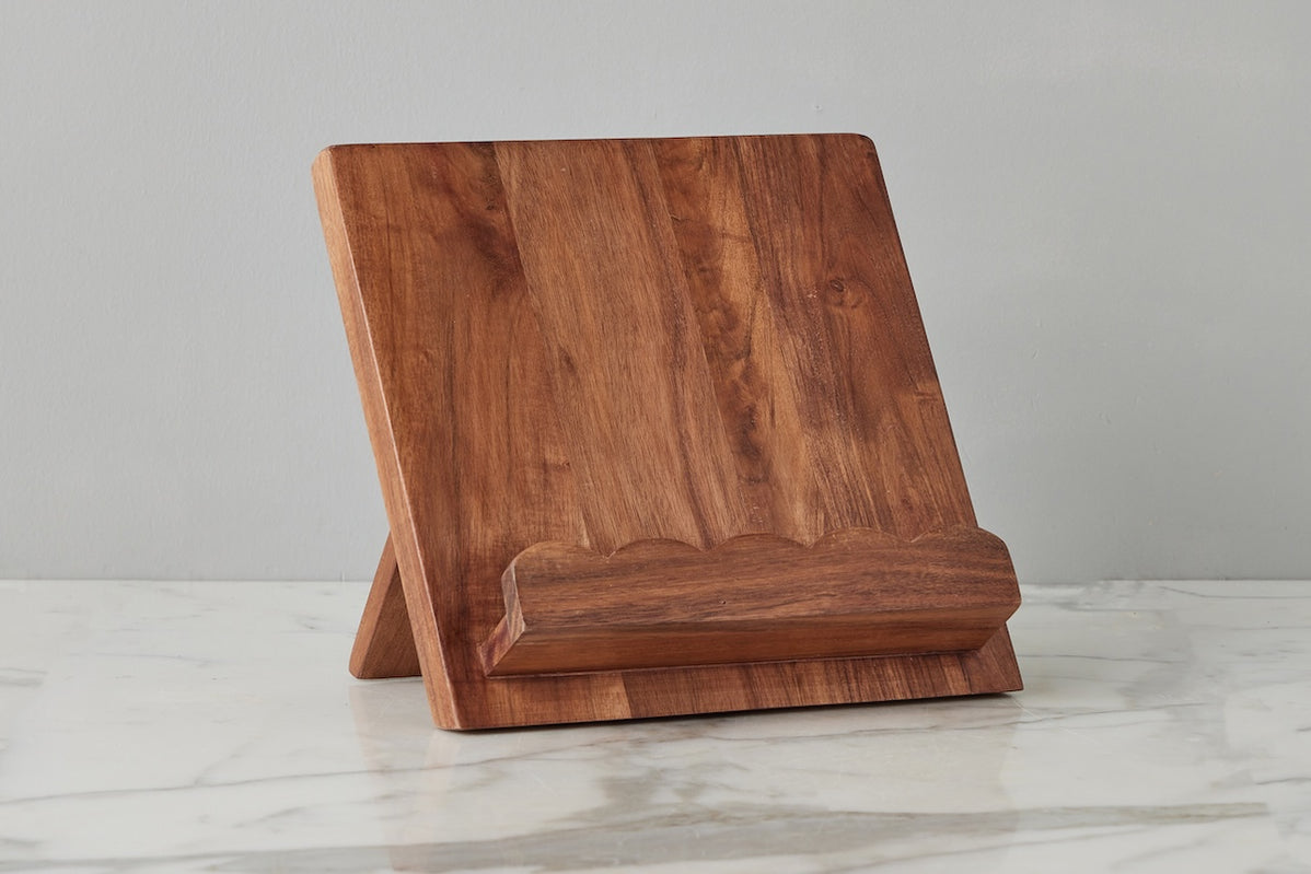 Natural Scalloped Wooden Book Stand