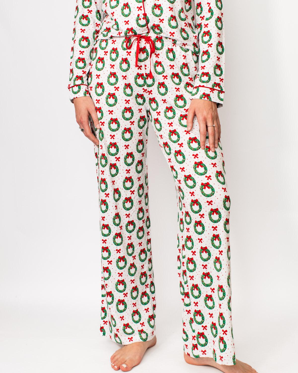 Clara Wreath Holiday Sleep Pants
