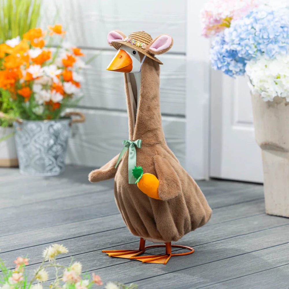 Giddy the Goose Outfit, Everyday Bunny