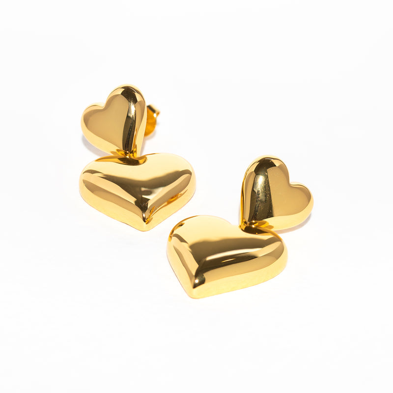 Heartfelt Dangle Earrings - Gold