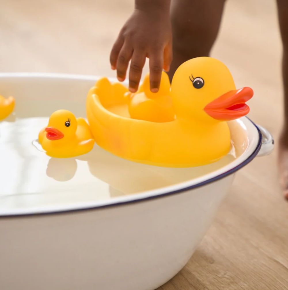 Elegant Baby Duck Bath Set