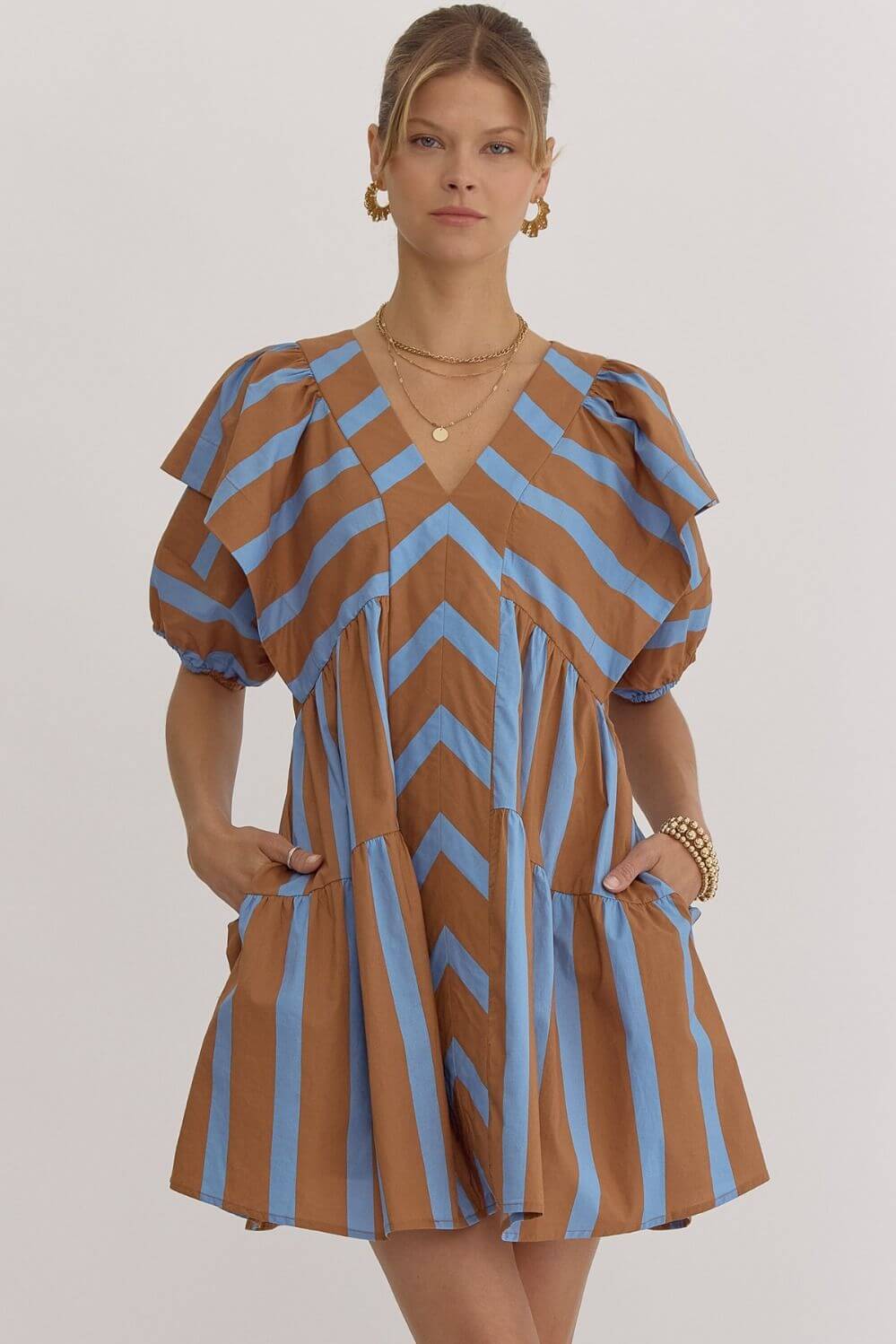 Entro Dress V-Neck Mixed Line Print